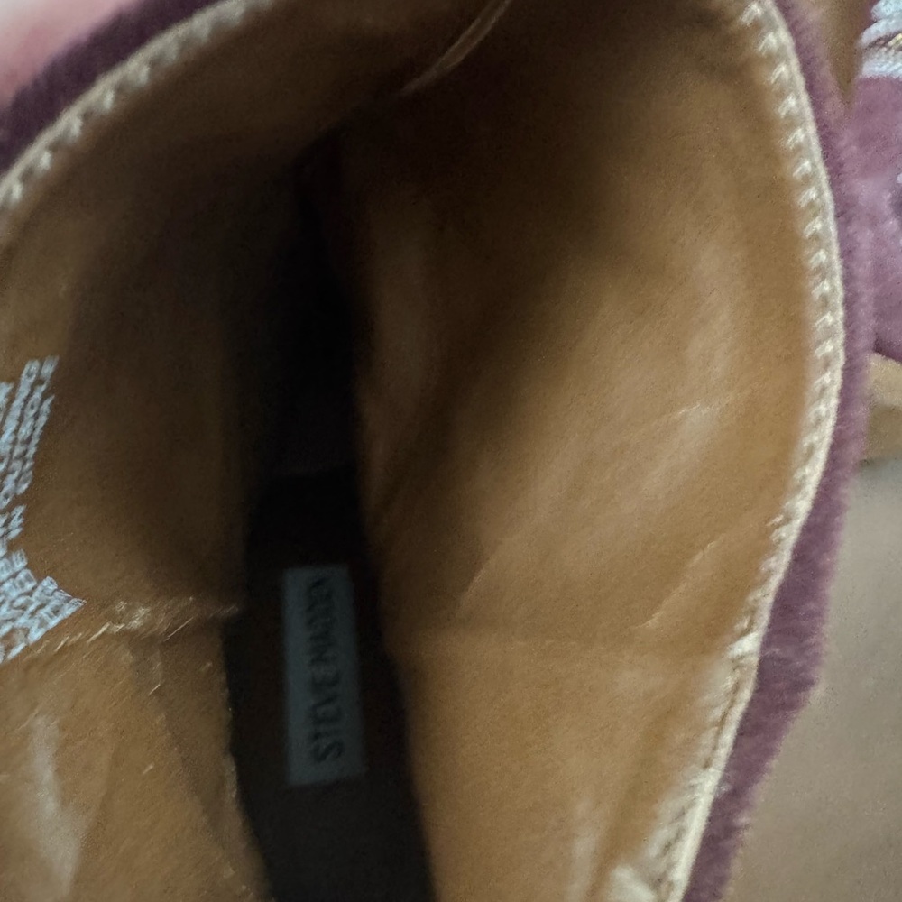Steve Madden Size 6 Burgundy Suede Western Embroidered Ankle Booties Heels - Picture 7 of 8